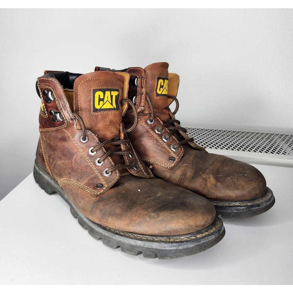 CAT Caterpillar WORK BOOTS SIZE 12 MEN Walking Machines OIL RESISTANT